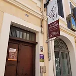Hotel Croix De Pastel