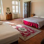 Croix De Pastel Hotel Lavaur (Tarn)