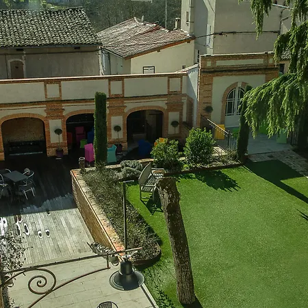 Croix De Pastel Hotel *