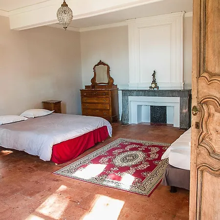 Croix De Pastel 酒店