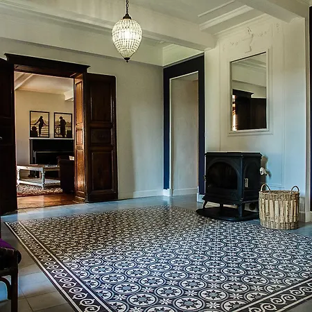 Croix De Pastel 拉沃尔