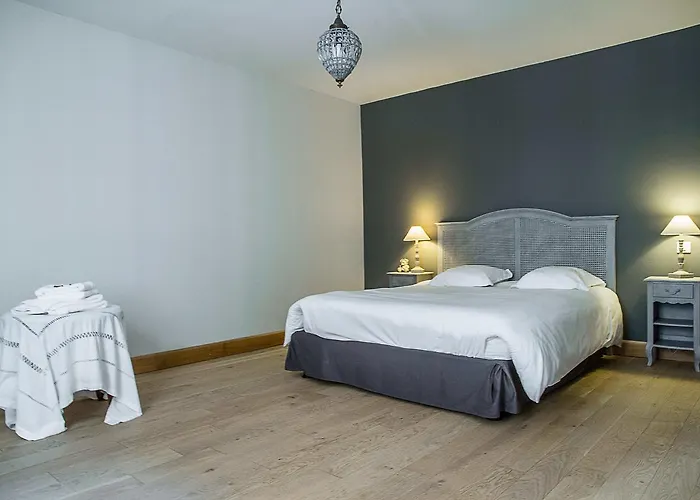 Croix De Pastel Hotel Lavaur (Tarn)