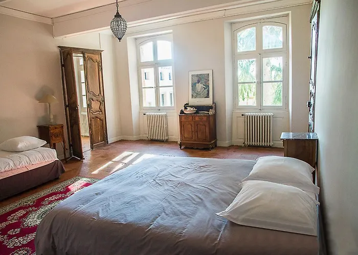 Croix De Pastel Hotel Lavaur (Tarn)