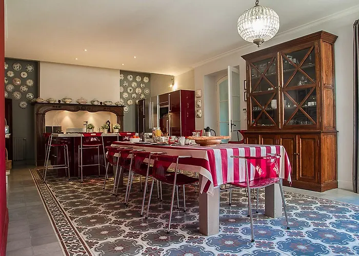 Hotel Croix De Pastel